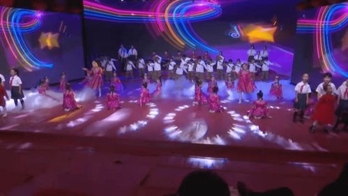 赤峰廣播電視臺(tái)2022年春節(jié)聯(lián)歡晚會(huì)完成錄制，春節(jié)與您相約熒屏